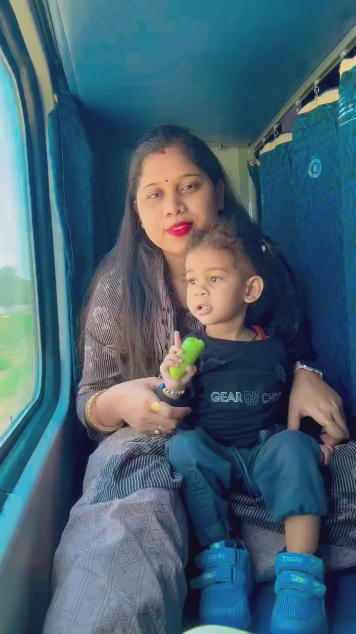 Video provided by Shopify App SwipeUp